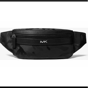 Michael Kors Kent Black Belt Bag